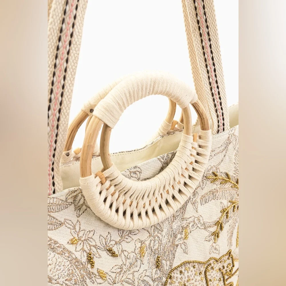 Express Edit Fashion Golden Jungle Tote Bag Cream and Gold NWT! - Picture 6 of 7